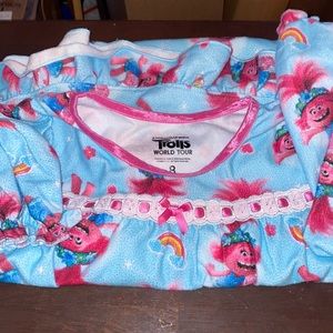 Girls nightgown